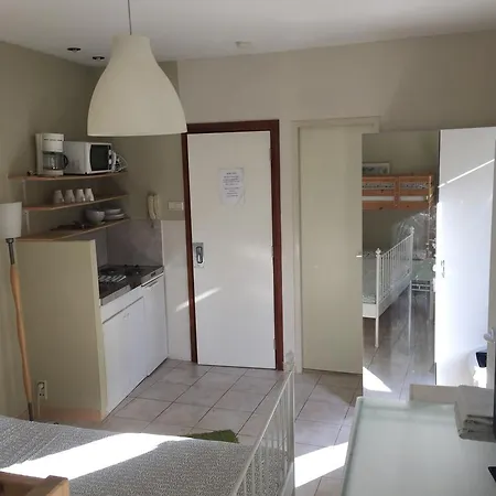 Budget Studio's Apartment